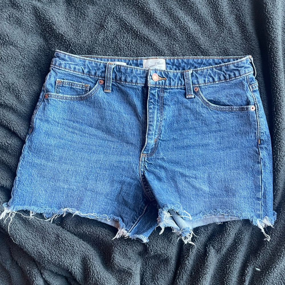 Universal threads Classic Blue Denim Cutoff Shorts